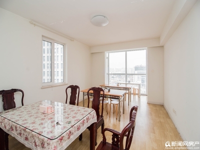 青島國(guó)際花園低總價(jià)帶裝修二手房，廚衛(wèi)齊全即買即住